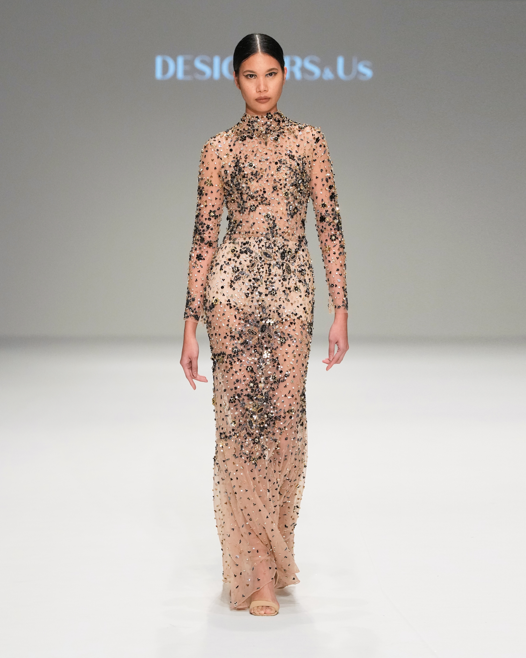 Swan's Radiant Elegance Dress