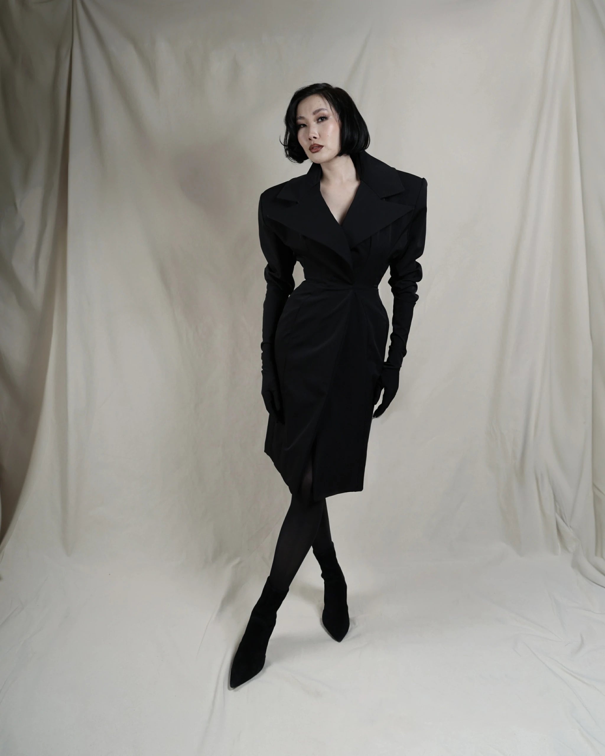 Noir Sculpt Dress – Black Wool Midi Haute Couture Dress