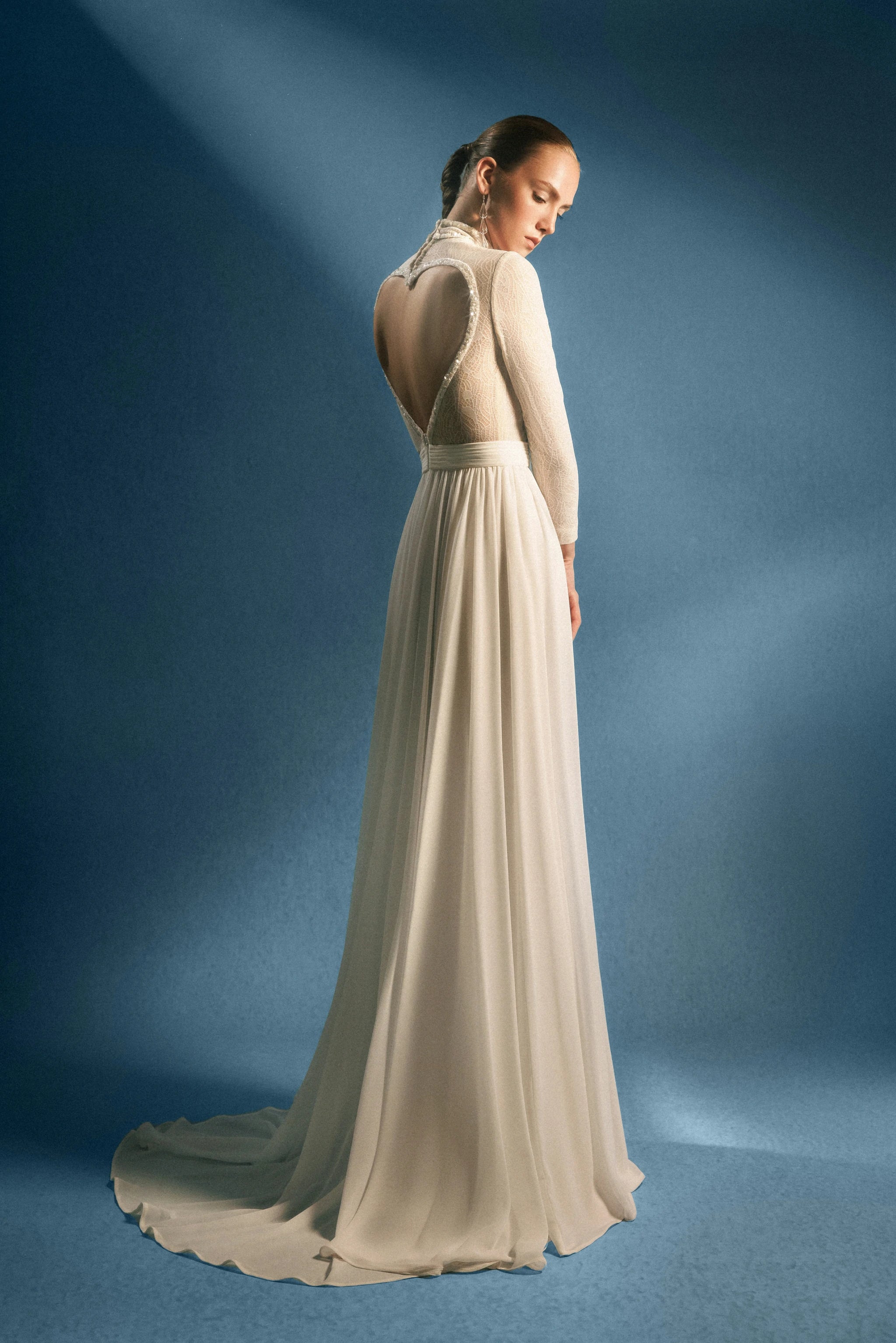 Ivory Aura Dress – Luxury Ivory High-Neck Long-Sleeve Gown with Flowing Skirt