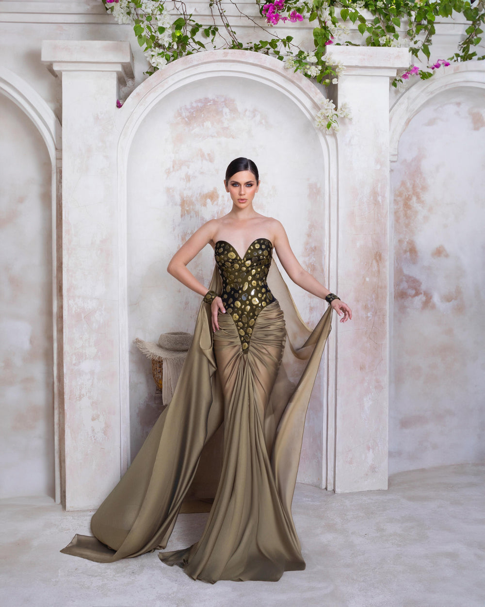 Golden Dusk Dress – Luxury Silk Maxi Gown with Sweetheart Neckline & Draped Train