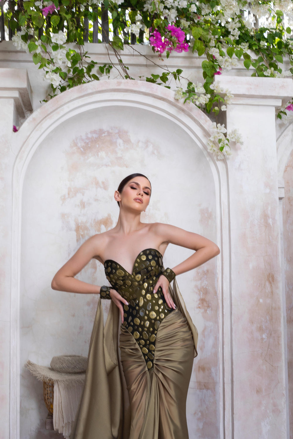 Golden Dusk Dress – Luxury Silk Maxi Gown with Sweetheart Neckline & Draped Train
